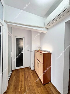 Apartament 3 camere, decomandat  Micro 20-77 mp - imagine 5