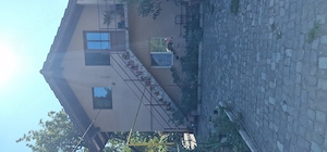 Închiriere apartament la casă. 