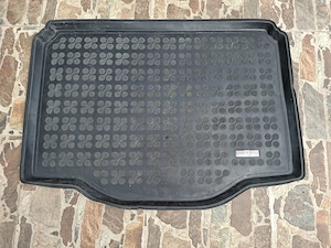 Anvelope iarnă ROYALBLACK din 2025, 215/55 R18 99V și covor-tavă portbagaj Opel - imagine 9