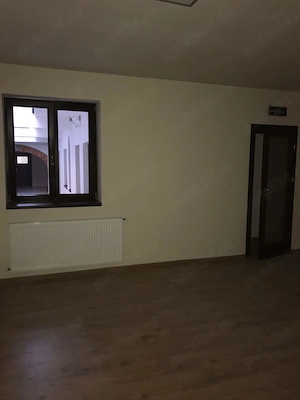 De inchiriat spatiu pentru birouri in suprafata de 40 mp, zona Unirii-Eugeniu de Savoya