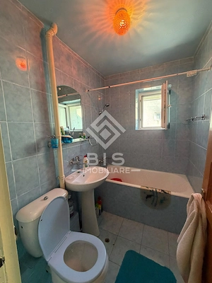 Apartament de vânzare 2 camere - zona Lama - imagine 10