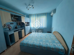 Apartament de vânzare 2 camere - zona Lama - imagine 9