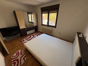 Inchiriez apartament cu 3 camere in vila(Lipovei) - imagine 3