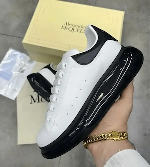 Alexander Mcqueen   Alb cu talpa din perna de aer neagra