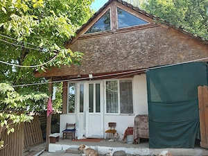 Teren intravilan 1.450 MP  Casa  Bătrânească+ANEXĂ
