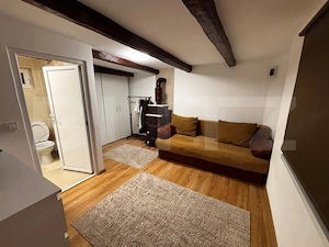 Casă de vânzare în Henig – proprietate cu teren generos de 2.800 mp - imagine 3