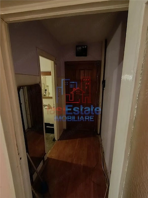 Apartament 2 camere, 36 mp, Alexandru cel Bun - etaj 2, centrala proprie - imagine 3