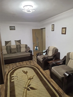 Inchiriere Apartament 3 Camere Decomandat Aparatorii Patrie - imagine 6