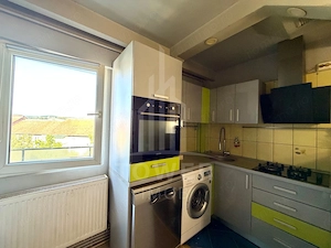 Apartament 3 camere-zona centrală - imagine 2
