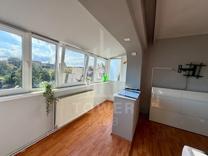 Apartament 3 camere-zona centrală - imagine 11