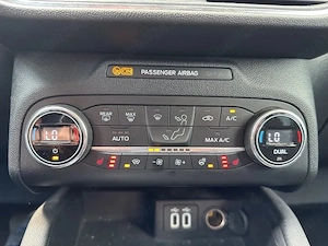 Ford Kuga 2,5 Duratec FHEV Titanium Aut. - imagine 9