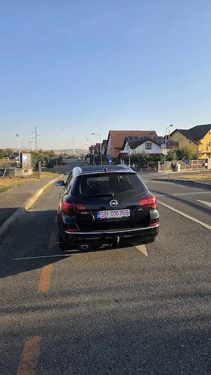 Opel Astra J - imagine 4