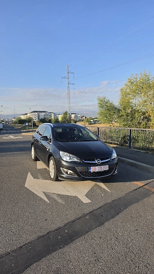 Opel Astra J