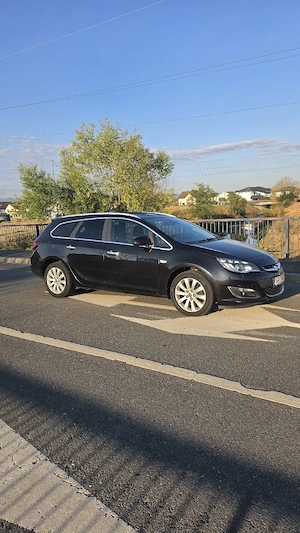 Opel Astra J - imagine 5
