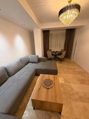 Summerland apartament 2 camere renovat loc parcare termen lung - imagine 2