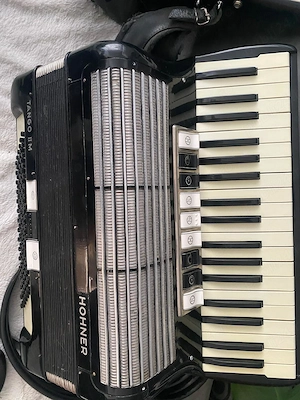 Acordeon HOHNER Tango 2 M