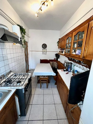 Apartament cu 2 camere cf 1 decomandat etaj 1  - imagine 4
