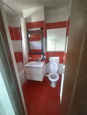 Inchiriere Apartament 2 Camere Semidecomandat Bd.Alexandru Obregia - imagine 4