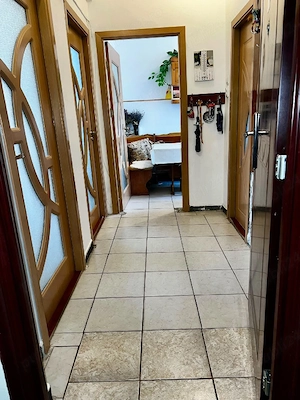 Apartament cu 2 camere cf 1 decomandat etaj 1  - imagine 5