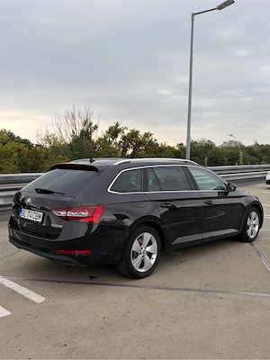 Skoda Superb 2016 2.0 150 cai  - imagine 5
