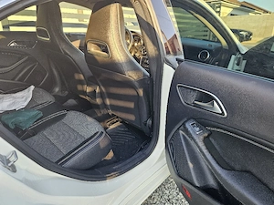 Vând Mercedes Benz CLA 180 - imagine 7