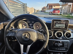 Vând Mercedes Benz CLA 180 - imagine 8