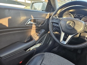 Vând Mercedes Benz CLA 180 - imagine 2
