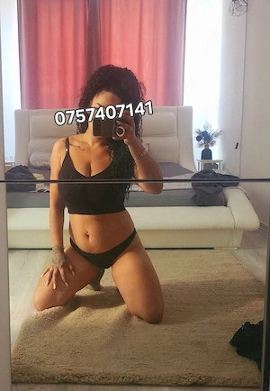 Alexandra ( vino sa ne simtim bine)