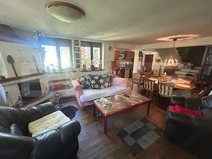 Casa , Pucioasa , 199 mp utili , 10200 mp Teren  - imagine 9