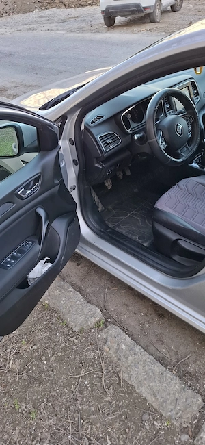 Renault Megane 4,  1.6 benzina  - imagine 4