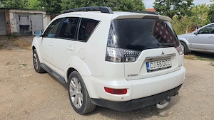 Mitsubishi Outlander 2011 4x4 2.2 - imagine 3