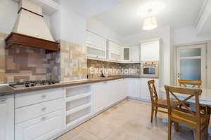 Apartament cu 2 locuri de parcare | Curte proprie | Lacul Tei - imagine 3