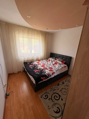 Apartament de vanzare 4 camere  - imagine 5