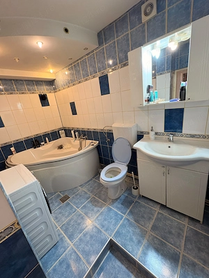 Apartament de vanzare 4 camere  - imagine 4