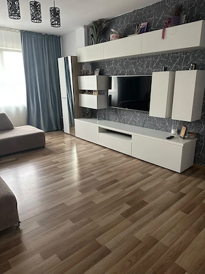 Apartament de vânzare în zona Hlincea  - imagine 4