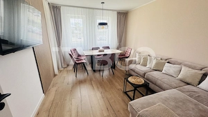 Apartament modern 63mpu 3 camere 2 bai 2 parcari de vanzare Sibiu - imagine 10