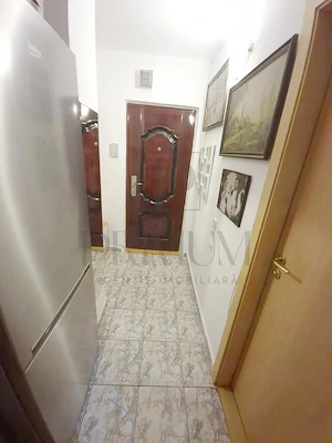 GIROCULU - 1 CAM - RENOVATA - CENTRALA AC - ZONA LINISTITA - imagine 5