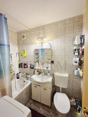 GIROCULU - 1 CAM - RENOVATA - CENTRALA AC - ZONA LINISTITA - imagine 7