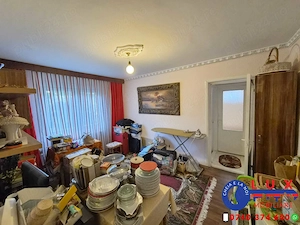 ID 3636 Apartament 3 camere in Cartier Vest DE VANZARE