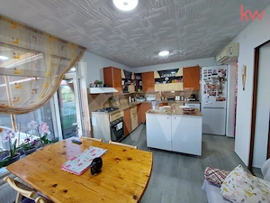 Casă deosebită, în zona Tancodrom – spațiu, confort, locație premium - imagine 13