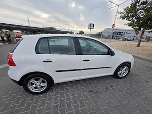 vînd mașină golf5 2007 - imagine 2