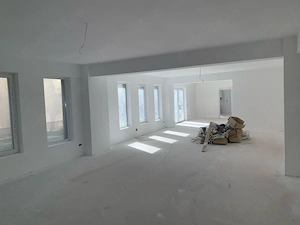 Spațiu Comercial 100 mp   Calea Lipovei (Construcție Nouă, Parter, Vitrină Mare, Parcare) - imagine 2