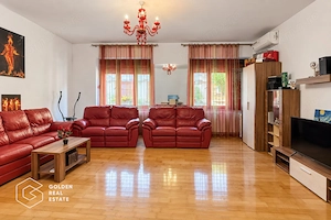 Casa individuala cu garaj si teren 556 mp, str Desseanu - imagine 3