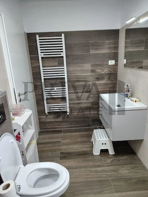 Duplex modern 4 camere, 2 bai, despartit prin camera tehnica Giroc - imagine 16