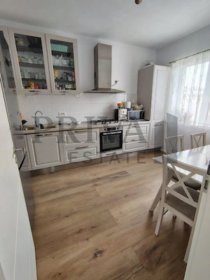 Duplex modern 4 camere, 2 bai, despartit prin camera tehnica Giroc - imagine 2