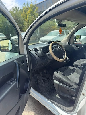 Vând Renault Kangoo  - imagine 5