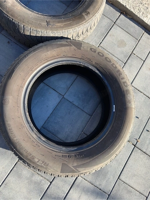 4 anvelope iarna 195/65 R15 - imagine 4