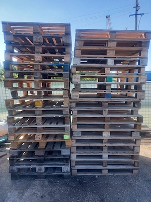 Paleti din lemn 1x1,2 m 