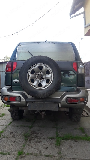 Dezmembrez nissan terrano II, 2.7 tdi, 92 kw, 125 cp, an 2001 - imagine 6
