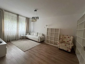Apartament 3 camere, Metrou Aparatori, Direct Proprietar, Prima chirie